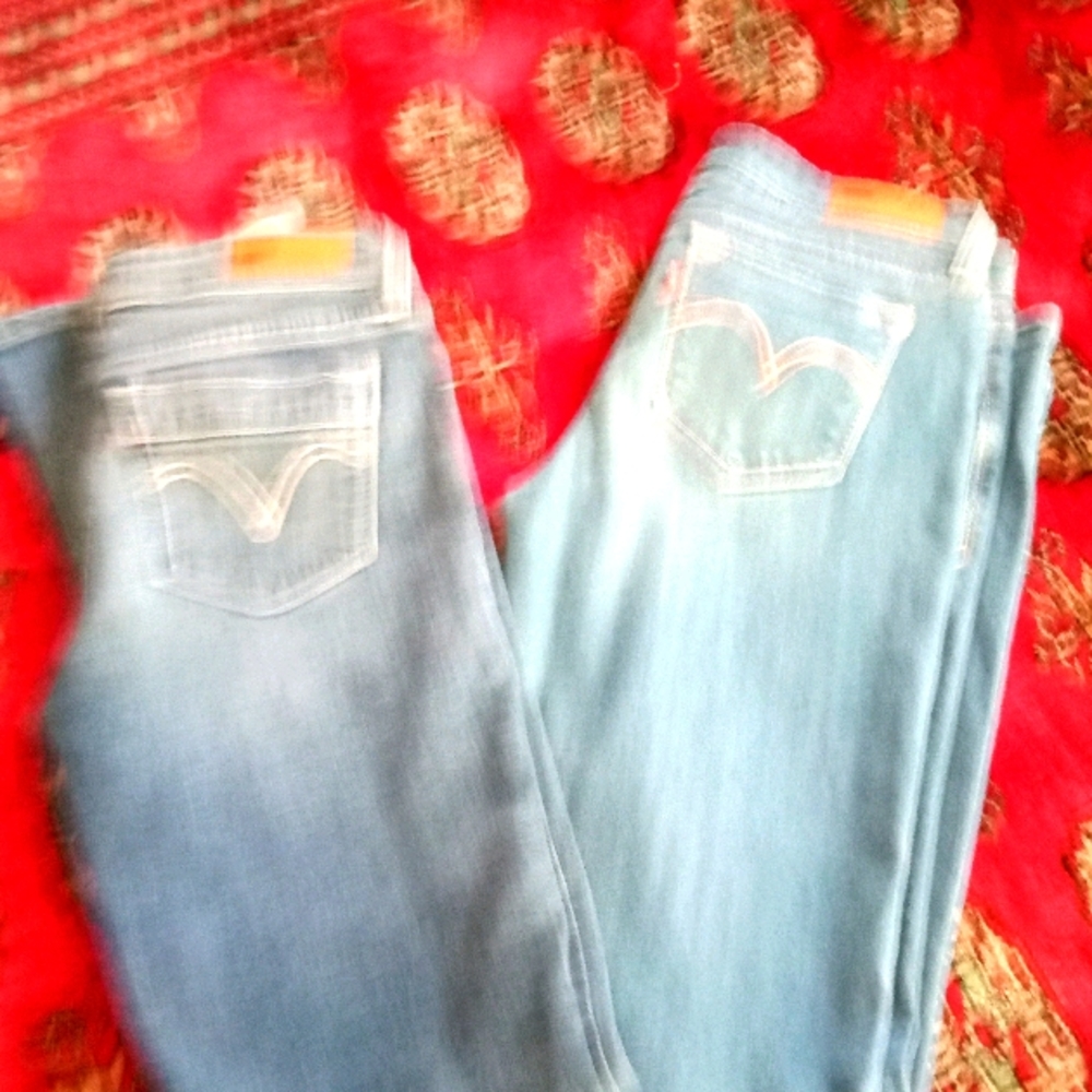 Denim Curve Levi's